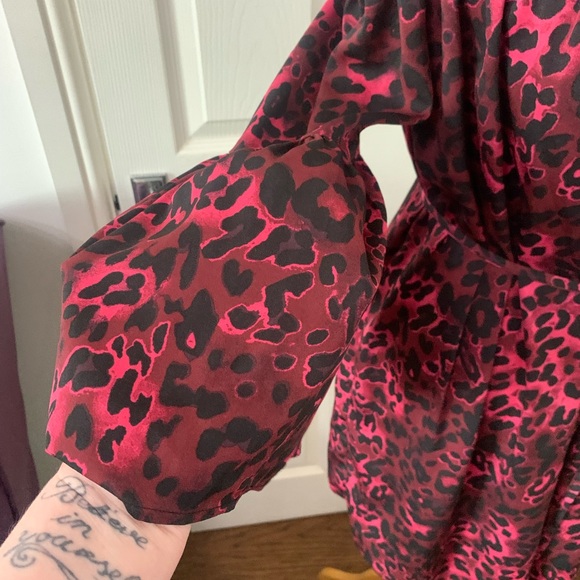 Hush Size 8 Dress Off the Shoulder Animal Print Short Pockets Bardot Womens - Picture 3 of 9